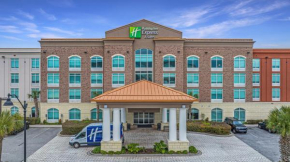 Holiday Inn Express & Suites Charleston Arpt-Conv Ctr Area by IHG